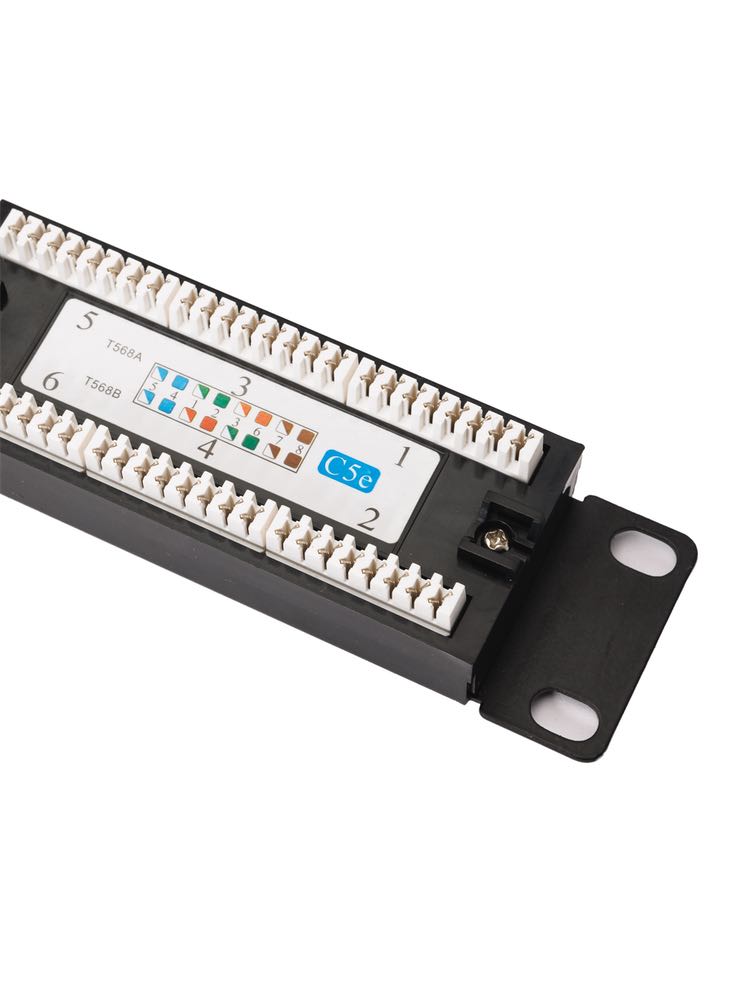 Патч-панель Maxicord 19" 1U кат.5е 24 порта RJ-45 DUAL IDC